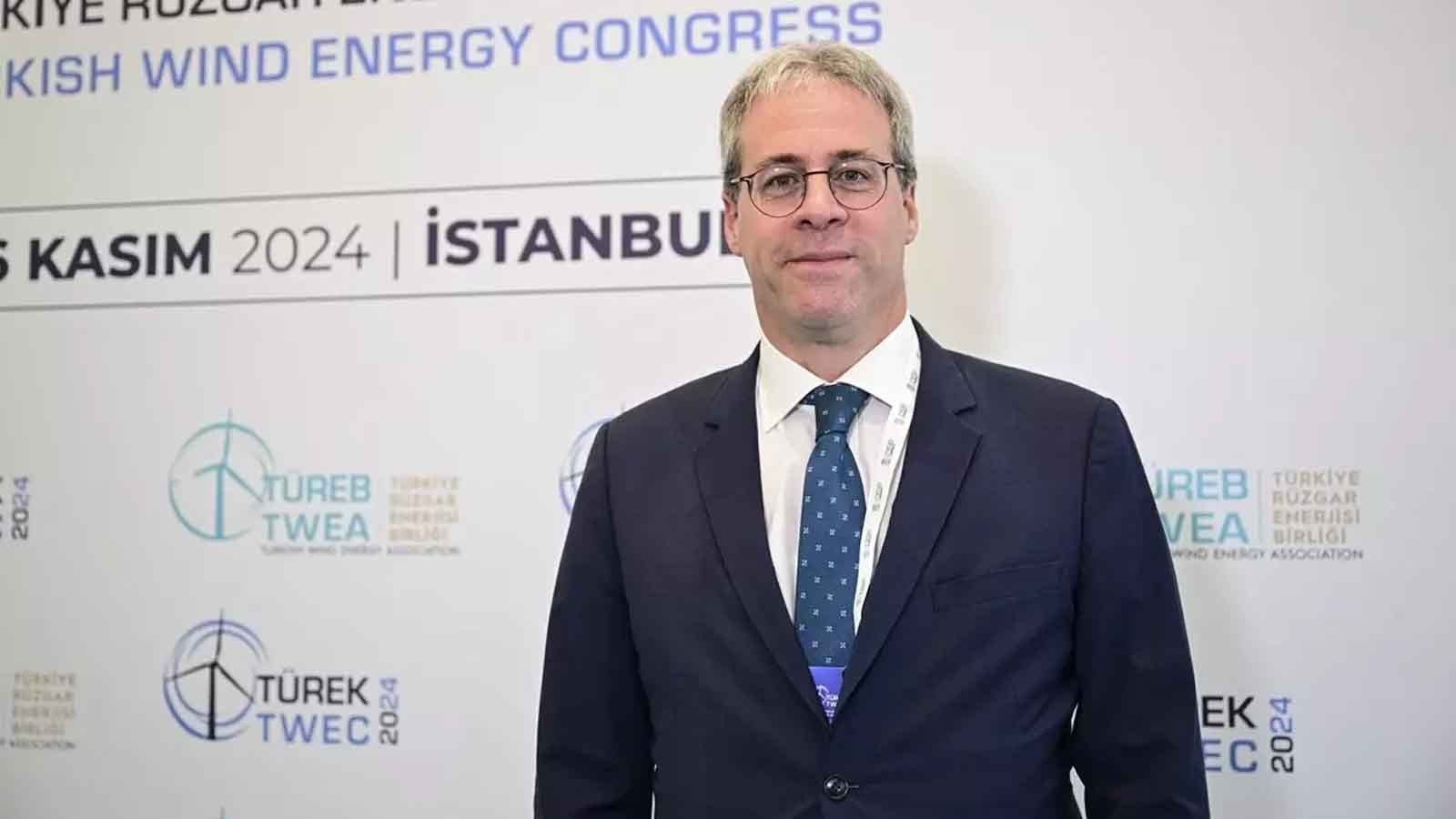 Eksim Enerji Ceo'su Arkın Akbay, 2035 Yenilenebilir Enerji Stratejisi Ile Türkiye'nin Enerji Geleceğini şekillendiriyor